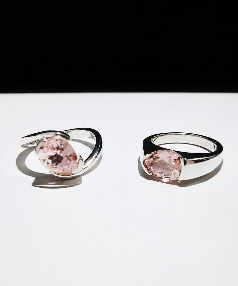 Elegant Synthetic Gem Silver Ring