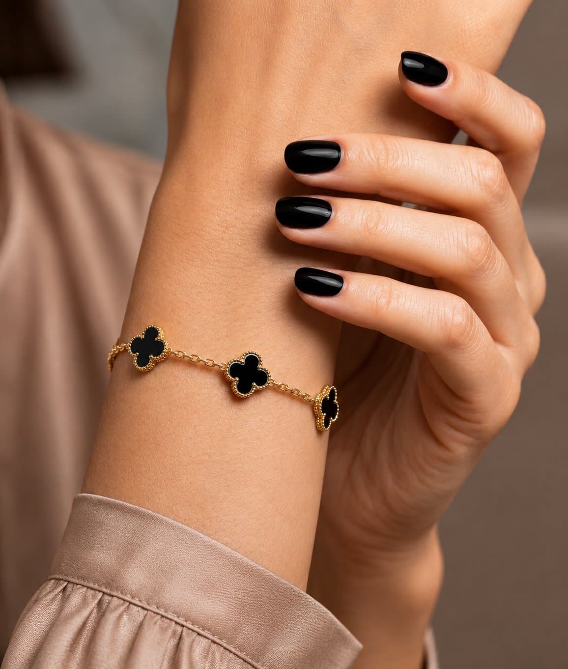 18K Gold Black Onyx Bracelet